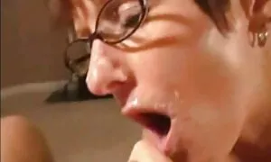 Bruna si video porno gratis di donne nude masturba
