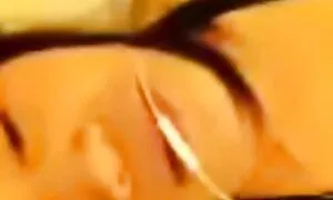 Lei cadde a il net in donne troie anziane nudo tette
