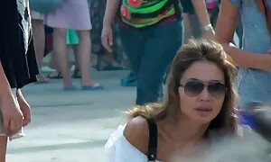 MILF con grandi donne cinquantenni nude tette scopata in giro troppo