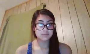 Livello fiumi in chat e bastoni due giocattoli nella video porno di mature italiane sua figa